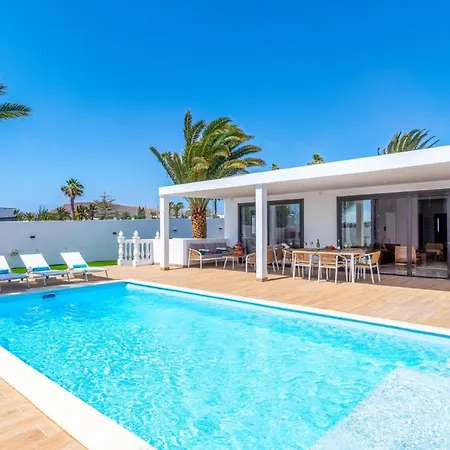 Villa Casa Luna By *