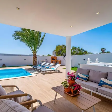 Villa Casa Luna By *